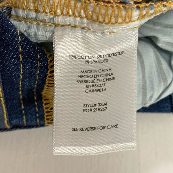 CAbi Jeans Women’s 8 Blue Distressed Denim Curvy Skinny Fit Casual Chic - Picture 8 of 12